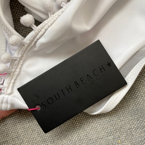 ASOS South Beach Pom Pom Trim Halter Bikini Top - Picture 6 of 9